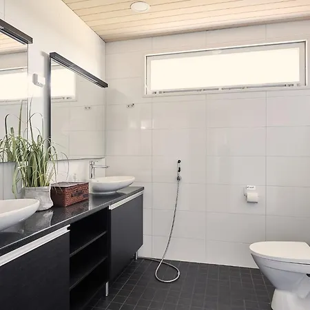 Platinum Swing - Spacious 4br With Panorama Views Next To Kultaranta Appartamento