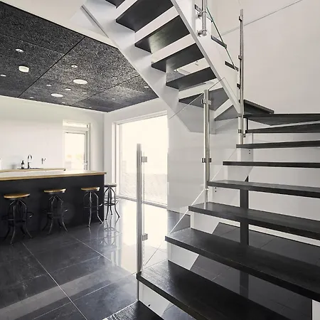 Platinum Swing - Spacious 4br With Panorama Views Next To Kultaranta * Nådendal