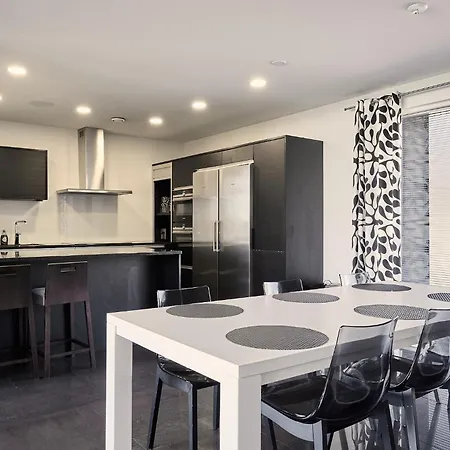 Platinum Swing - Spacious 4br With Panorama Views Next To Kultaranta Appartamento