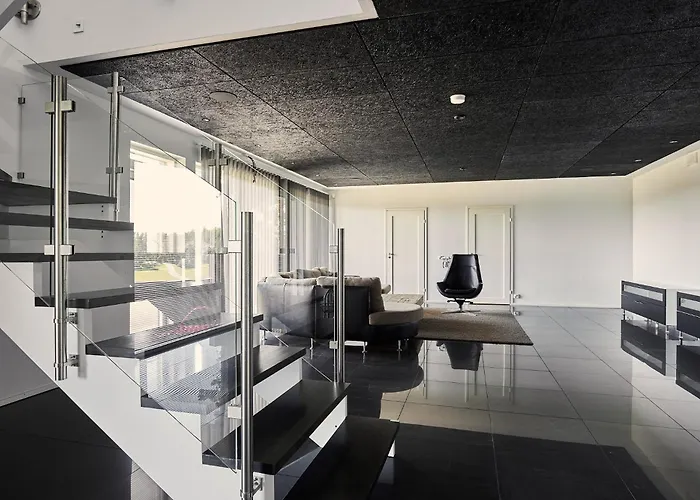 Lägenhet Platinum Swing - Spacious 4br With Panorama Views Next To Kultaranta Nådendal